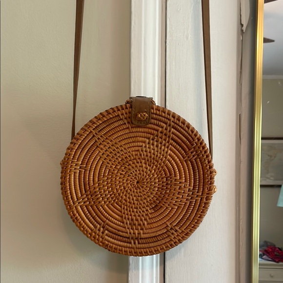 Handbags - Round Woven Rattan Crossbody Bag